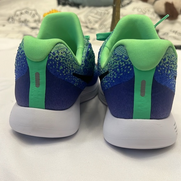 Nike LunarEpic Low FlyKnit 2 Running Shoes Size 8.5 - Picture 4 of 13